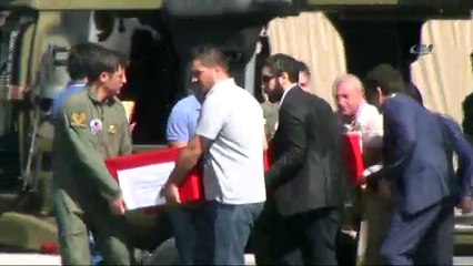 Hakkari şehitleri tören alanına getirildi