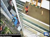 Boys surprise everyone by jumping off 800 meters tall building