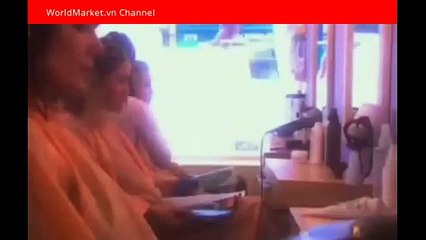 Clip hài hước Họ nhìn gì mà chăm chú vậy