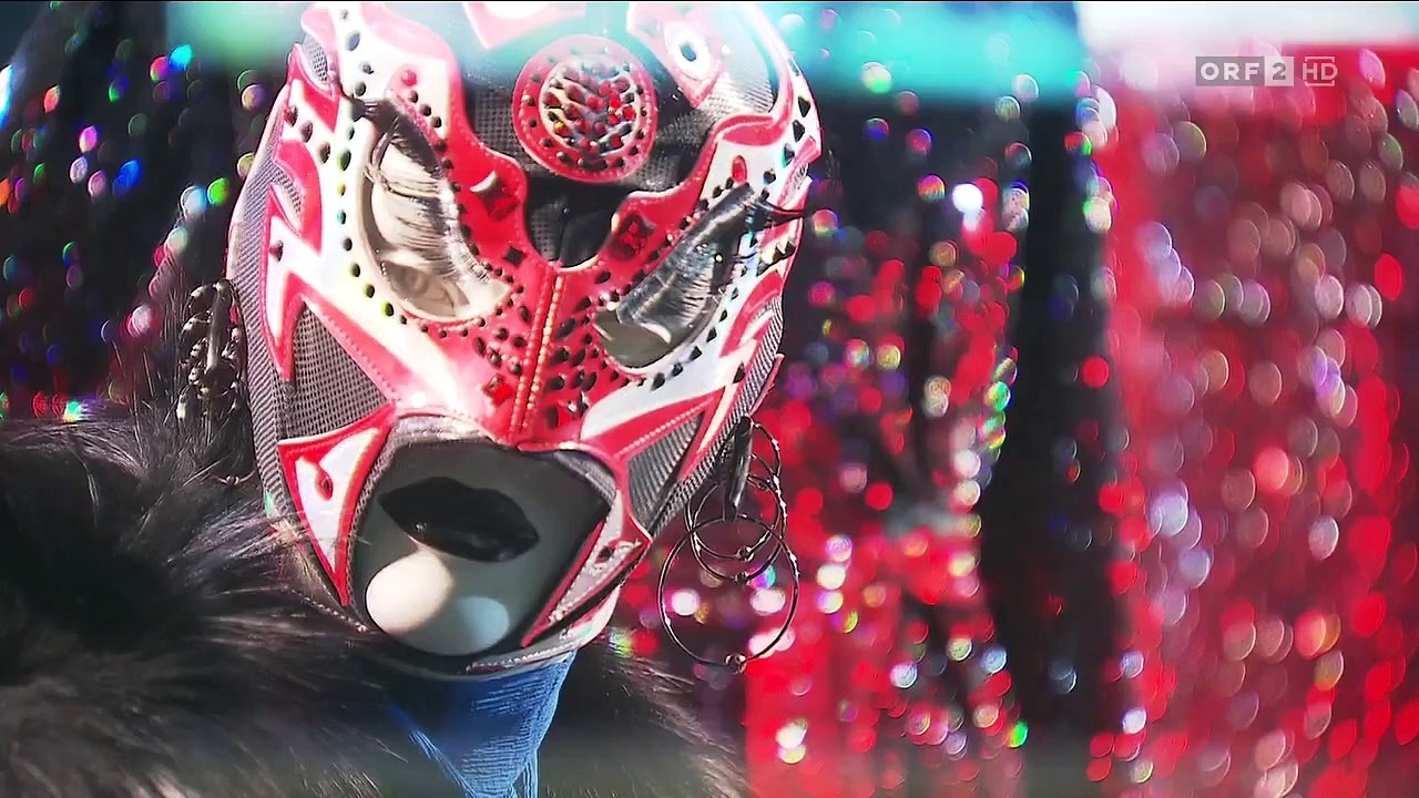 Conchita Wurst und Jean Paul Gaultier - Eröffnung Swarovski Kristallwelten Wien (2)