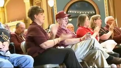 US Marine reunited with dog he served with