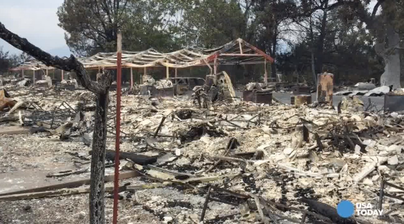 Des villes fantômes aux Etats-Unis après les incendies, à travers les JT américains