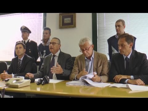 Caserta - Camorra e slot machine, scacco al clan Russo: 44 arresti (15.09.15)