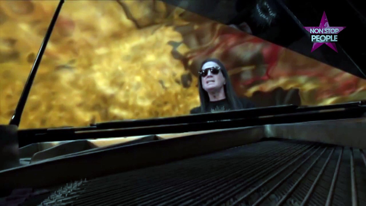 Francis Lalanne s'engage pour les réfugiés, "Mon cheval de bataille depuis 20 ans"