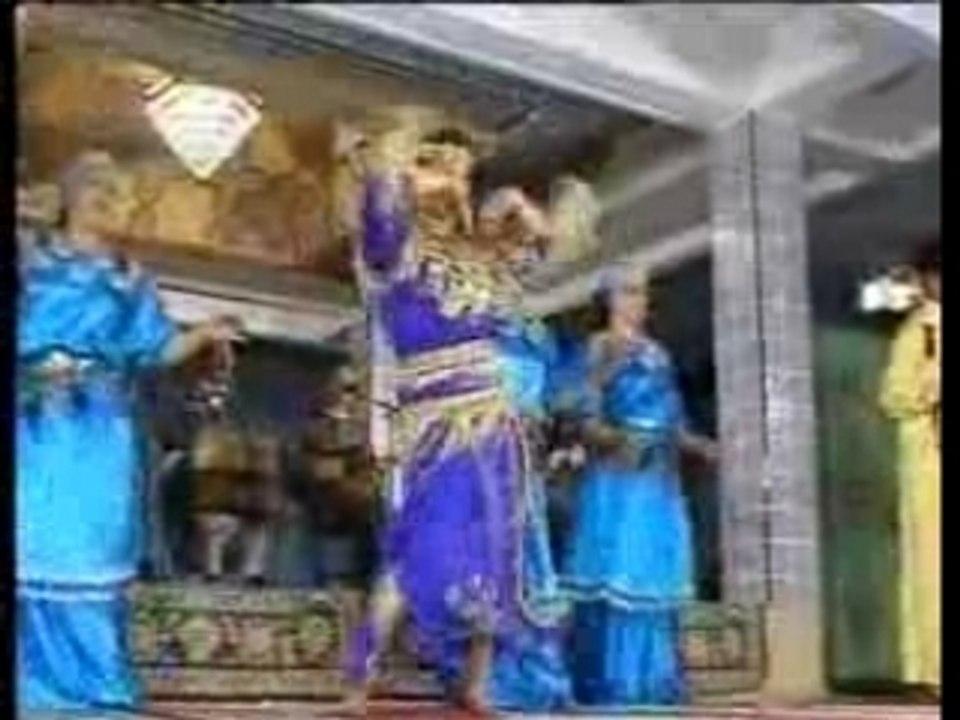 Tachinouite en danse