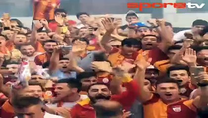 G.Saray taraftarı Florya'ya akın etti!