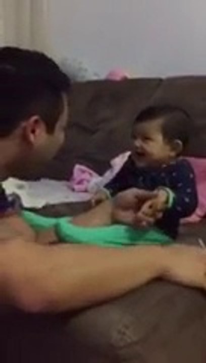 Cute Baby Pranks her Dad as He tries to Cut Her Nails (Shared by Art&Design)