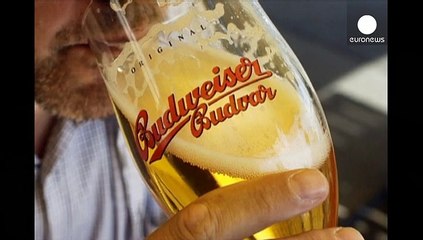 SABMiller anuncia su intenció de comprar su rival en la cervecería AB InBev