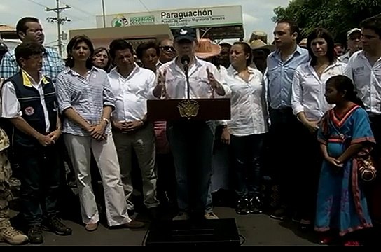 Juan Manuel Santos anunció la posibilidad de una reunión con Maduro