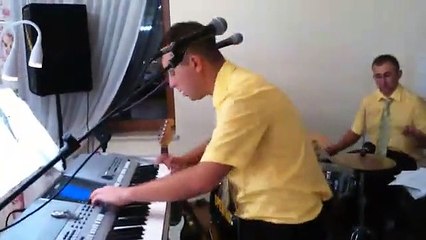 Polish guy at a wedding playing some oldschool tunes!