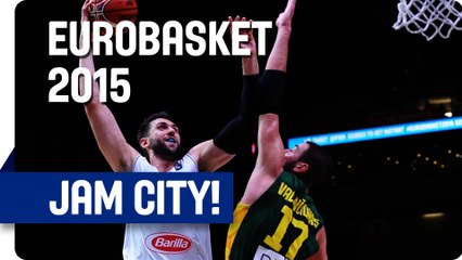Bargnani Takes it Down the Middle and Slams it Home! - EuroBasket 2015