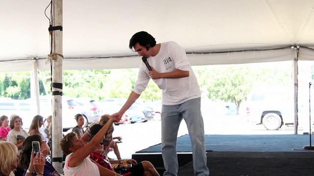 Donny Edwards sings 'Can't Help Falling In Love' Elvis Week 2015