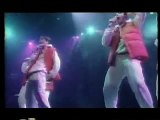 Take That - Everything Changes Live in Berlin - Take That & Party Album Medley (7)