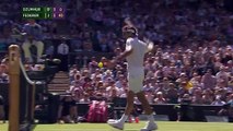 Roger Federer coasts into second round