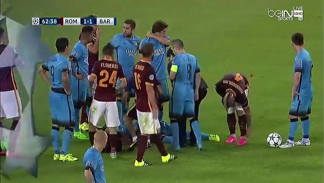 Nainggolan nasty tackle on Rafinha