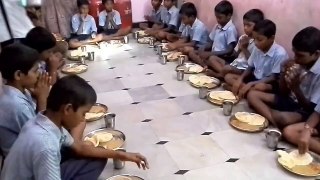 Providing breakfast to orphan children | Sponsor meals for poor kids