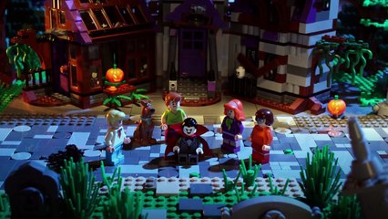 LEGO® Scooby-Doo - "Impossible Imposters" -Stop Motion Mini Movie