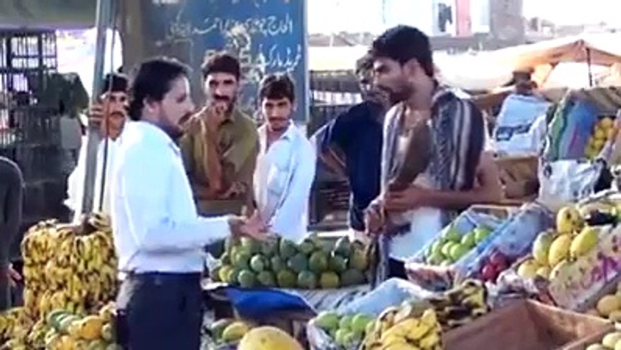 Fruit Seller