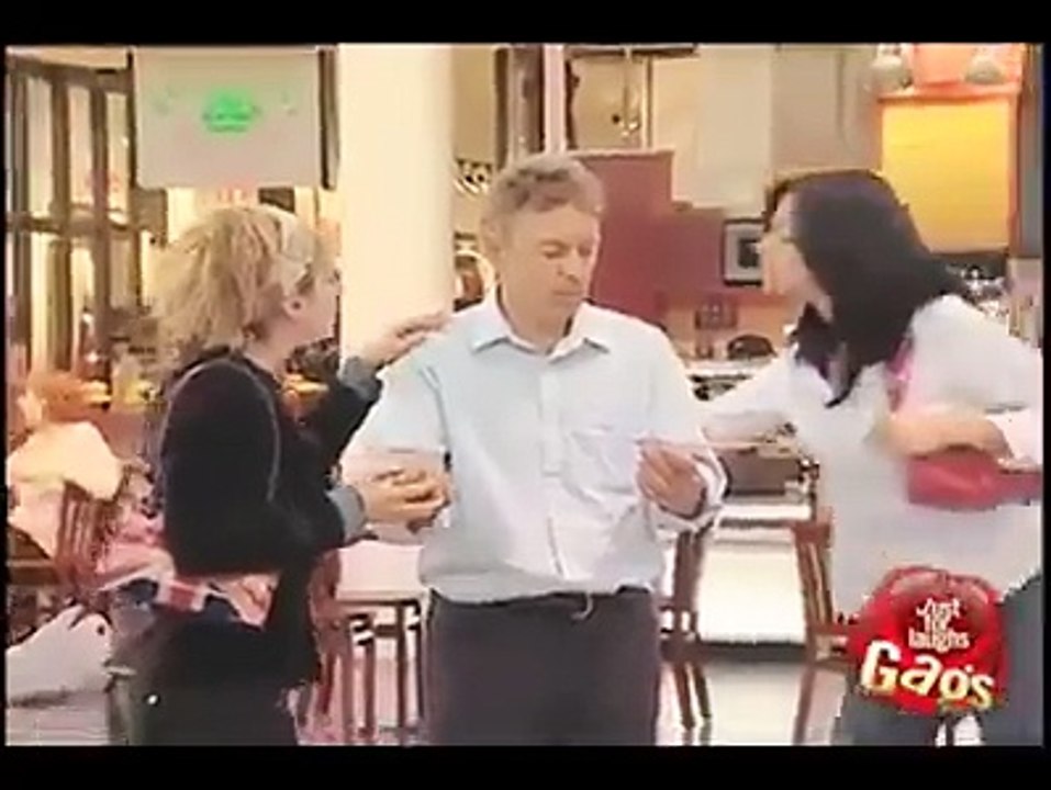 Funny Perfume Prank on Stall
