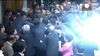 المصادقة على قانون يتيح إرسال قوات يابانية إلى الخارج عند الضرورة