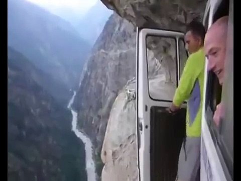Самая опасная дорога в мире!