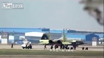 Chinese J-31 fighter jet takes off