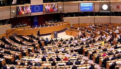 «Ναι» από το Ευρωκοινοβούλιο στην πρόταση της Κομισιόν για την κατανομή 120.000 προσφύγων