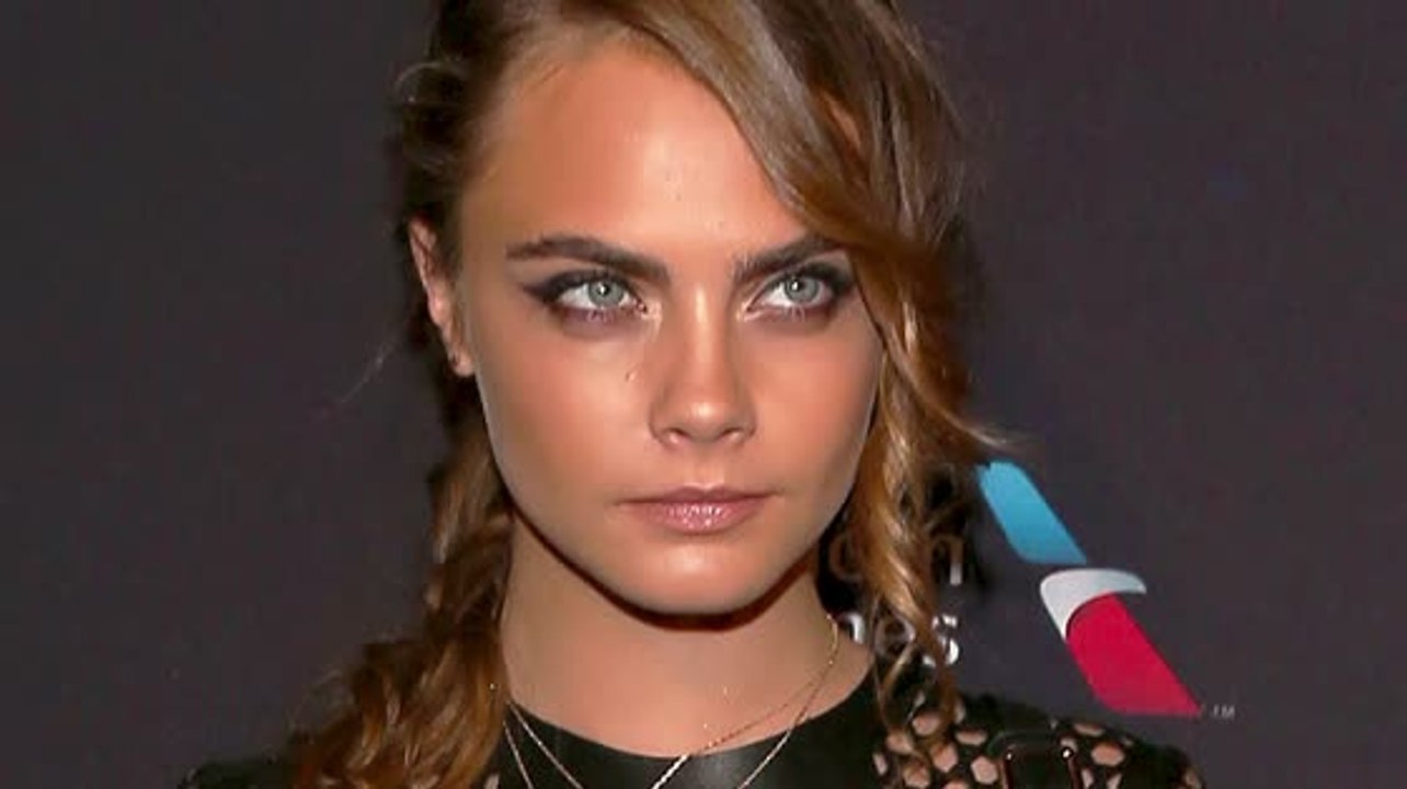 Cara delevingne bezeichnet die kritik von richard madden als "verzweifelt"