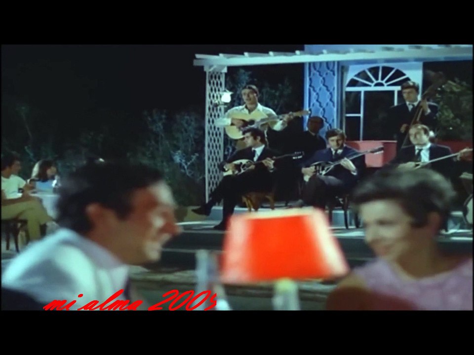 ΓΙΑΝΝΗΣ ΠΟΥΛΟΠΟΥΛΟΣ-ΜΗΝ ΚΛΕΙΣΕΙΣ ΤΟ ΠΑΡΑΘΥΡΟ