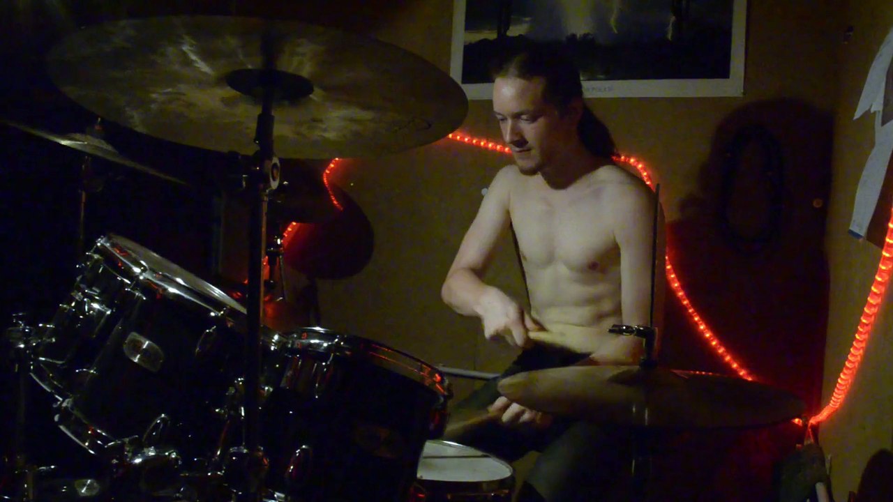 Drumming at 280 BPM!!!