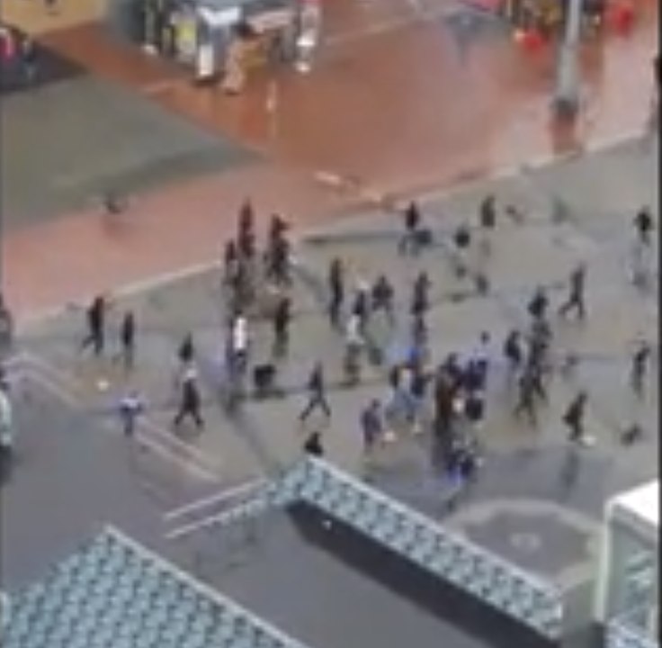 Groningen -  Olympique de Marseille : Des supporters saccagent la terrasse d'un bar