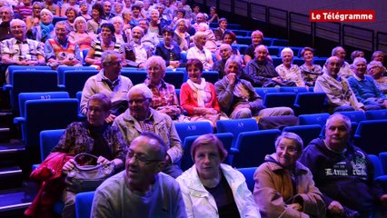 Saint-Brieuc. 800 fans au concert de Michèle Torr (Le Télégramme)