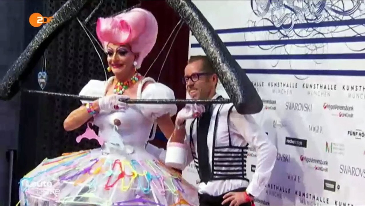 Jean Paul Gaultier a Monaco 16.09.2015- Ausstellungseröffnung mit Designer (ZDF_ Leute