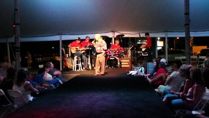 Danny McCorkle & the Katz perform 'Kentucky Rain' Elvis Week 2015