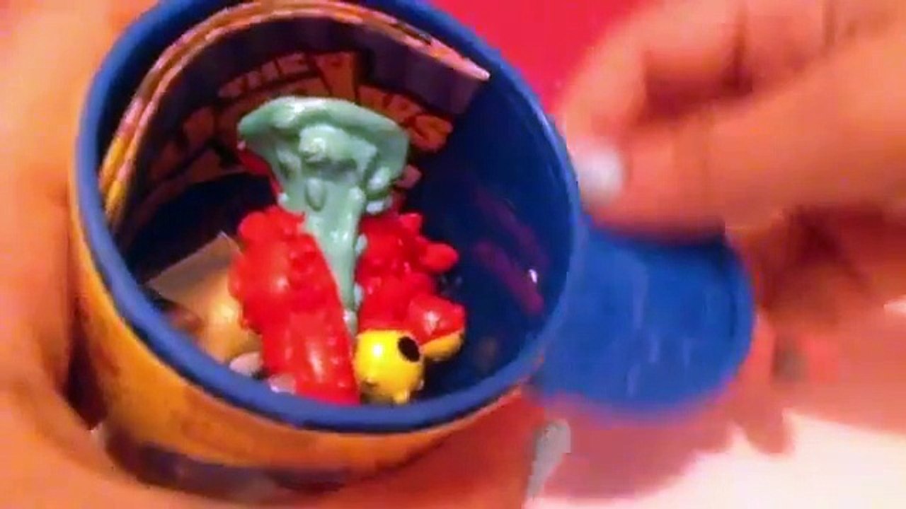 Opening blind bags: shopkins and ugglys pet shop