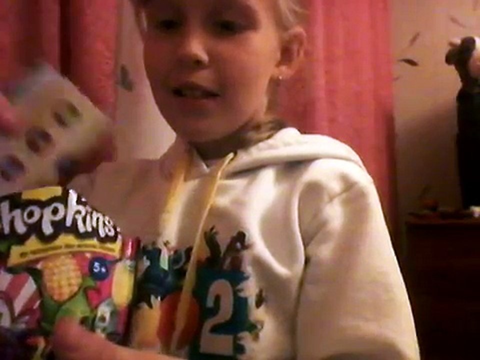 Влог и обзор На Shopkins Вишнёвые Палочки #1