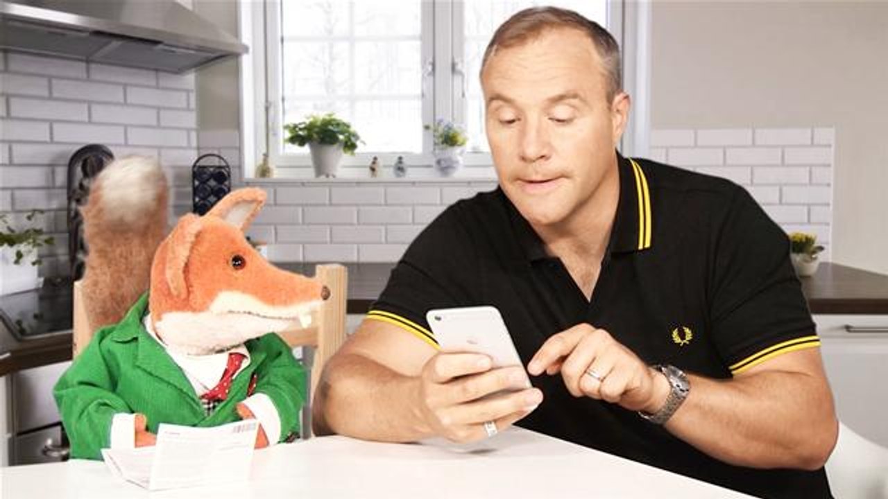Basil Brush: Basil's New phone