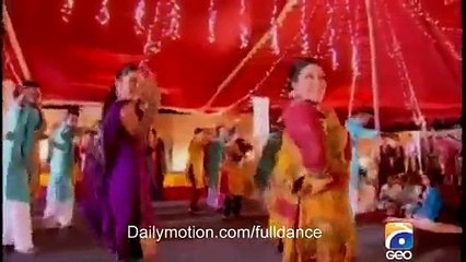 Pakistani Shazia Manzoor ~ Mehndi Song Ayesha Omar Dance