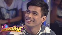 It's Showtime: Evan's first impression to Pastillas Girl