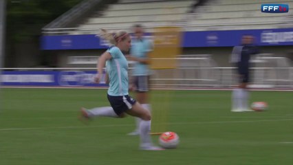 24 heures avec les Bleues, avant France-Brésil...