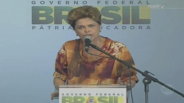 Dilma diz que adversários usam a crise para tentar chegar ao poder