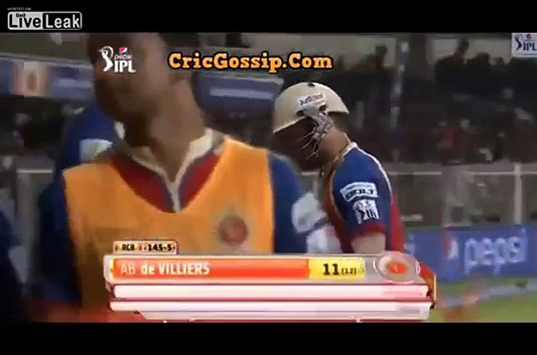 Best catch ever in the history of the cricket