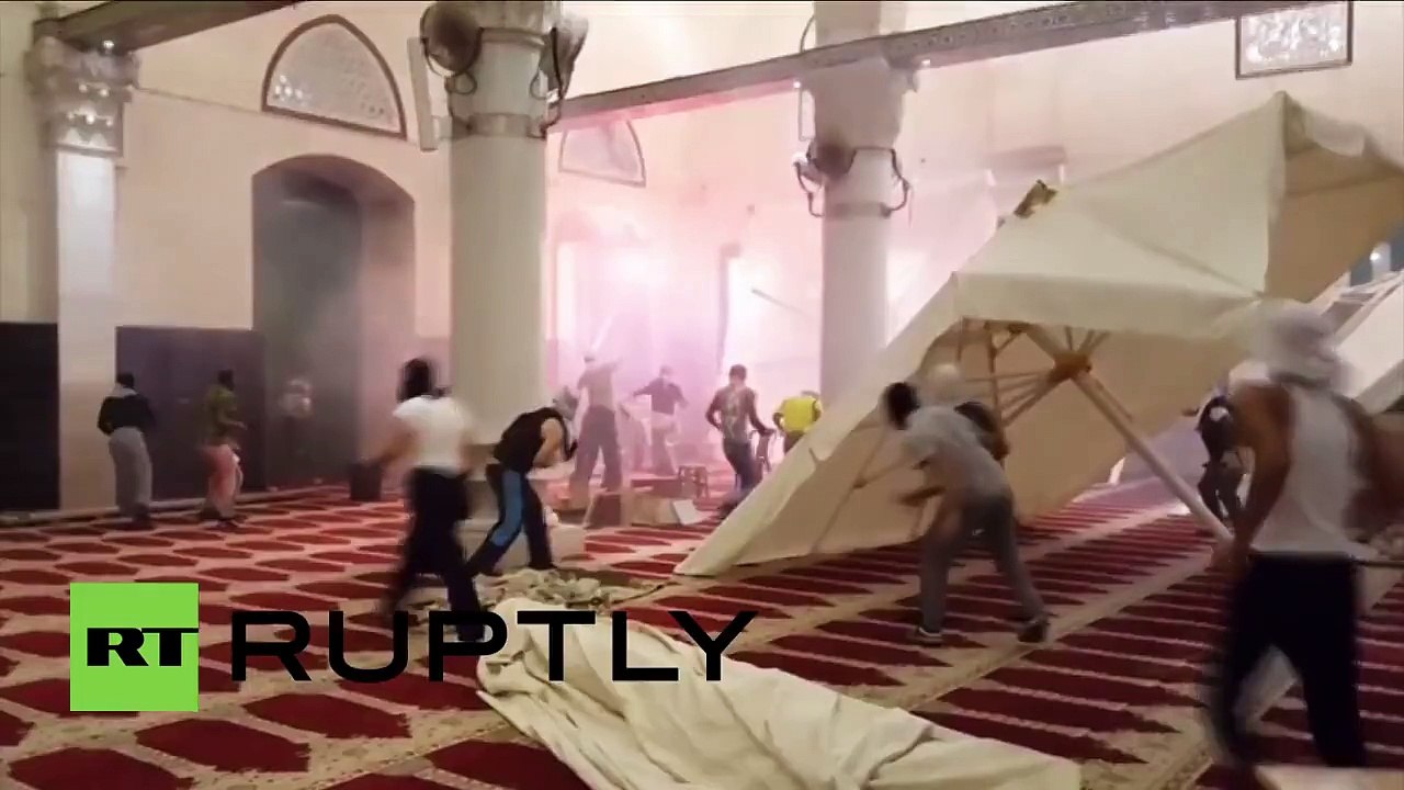 Polis Israel serbu Al Aqsa 13 Sept 2015