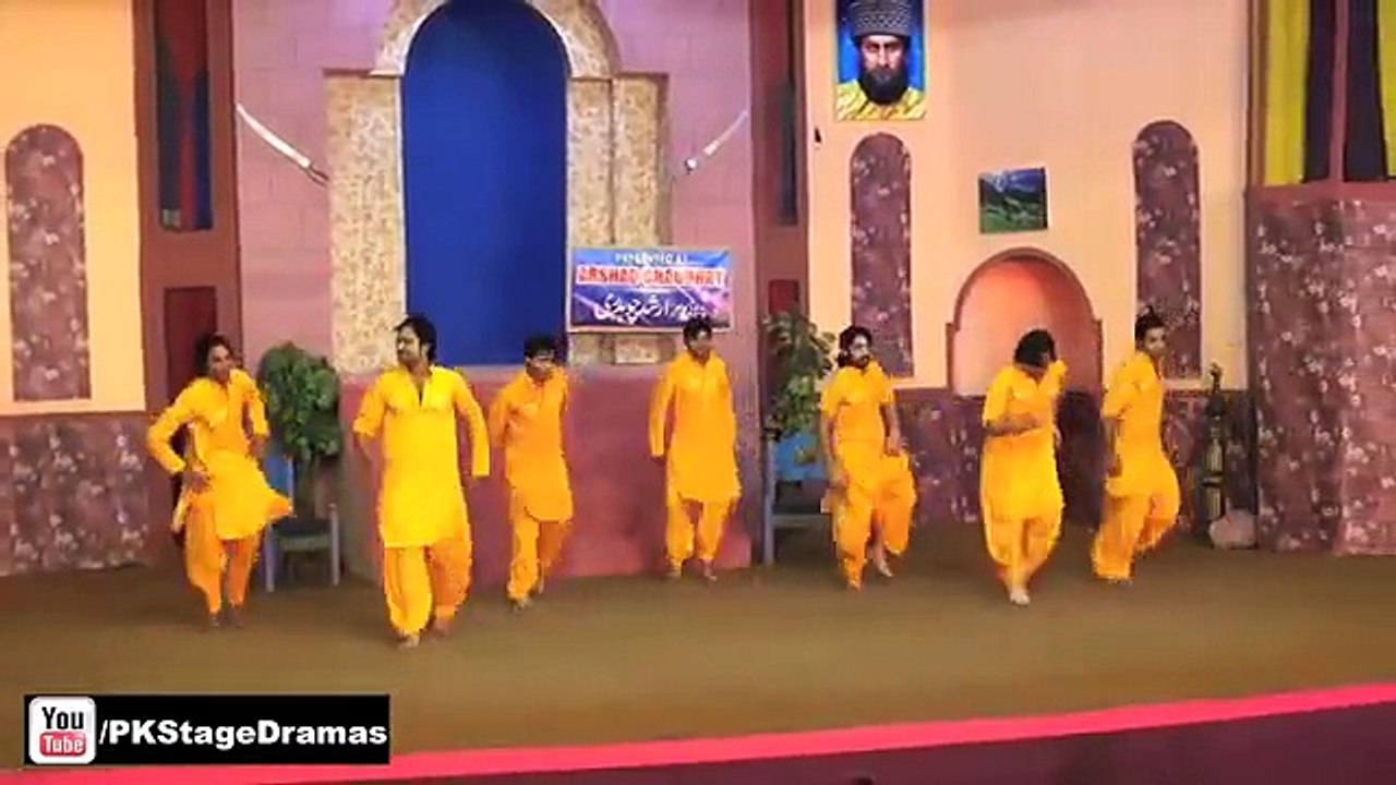 KHUSHBOO PUNJABI STAGE MUJRA 2015 - PAKISTANI MUJRA DANCE - 2015