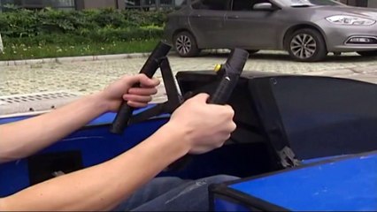 Uni student hand-makes go-kart to avoid being late