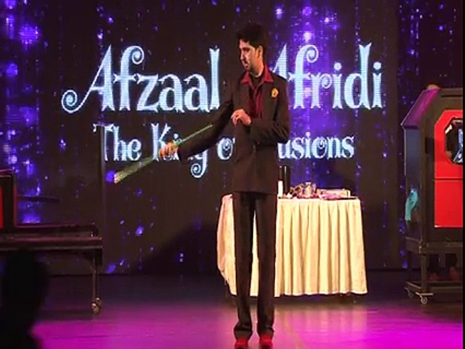 Illusionist Afzaal Afridi producing Doves