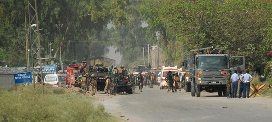 Pakistan hava kuvvetleri komutanlığına saldırı... İlk görüntüler