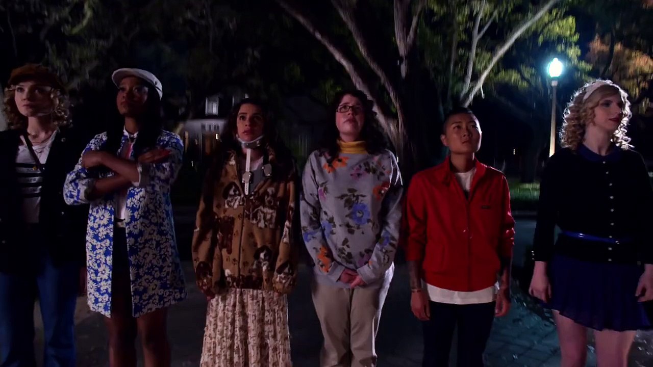 SCREAM QUEENS - Pretty Evil