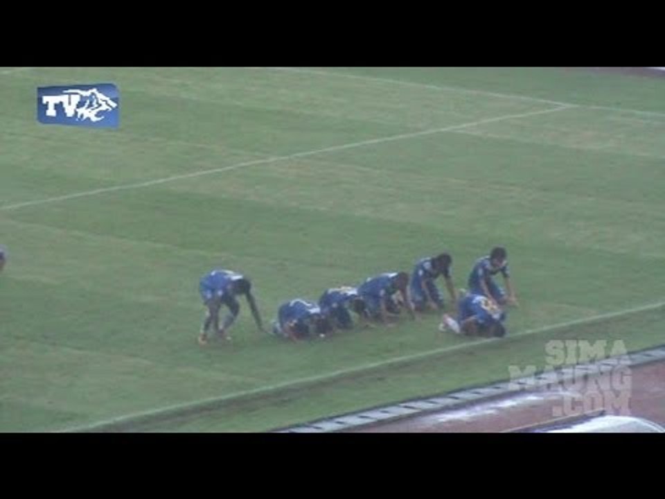 Highlight Persib vs PBR 2013