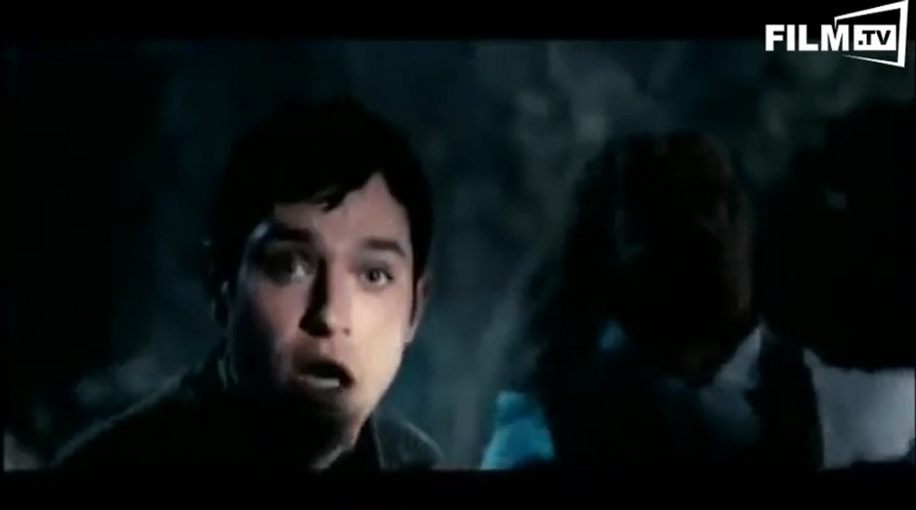 Lesbian Vampire Killers - UK Trailer